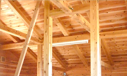 活用する木材は、八溝山でとれた杉やヒノキを使っている